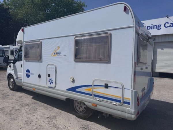 BURSTNER PRIVILEGE T585 – Image 2