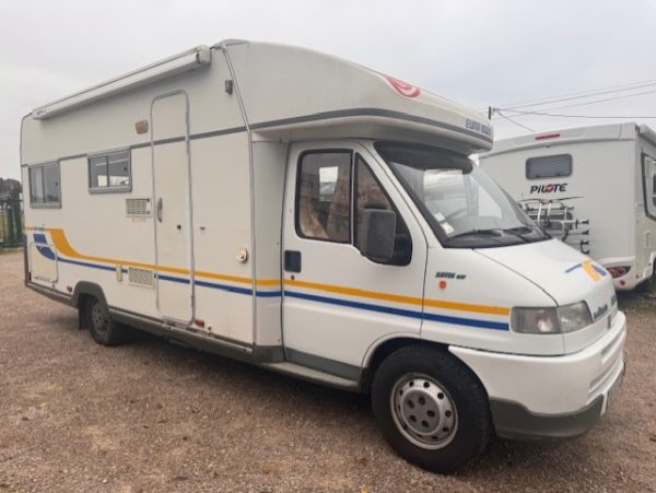 EURAMOBIL 672HB